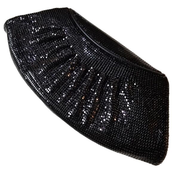 Whiting and Davis Vintage 1980s Metal Mesh Black Evening Bag - Picture 6 of 11